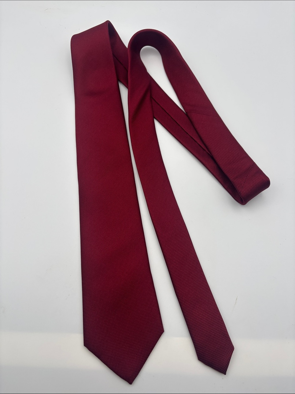 Tie Bar Classic Solid Burgundy 100% Silk Men's Tie